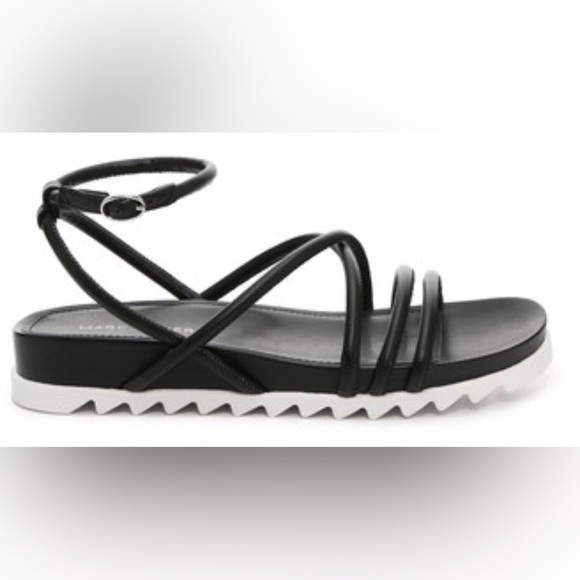 Marc Fisher Joylyn platform Black Strappy Sandals‎ NEW - Picture 1 of 7
